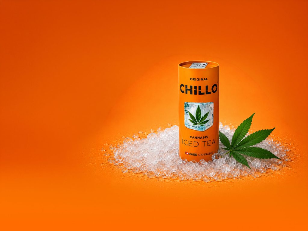 Chillo Original Cannabis Iced Tea with Swiss hemp on crushed ice.